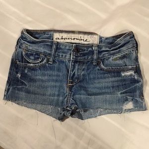 Abercrombie short jeans, size 12 slim